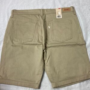 Vintage Levi’s Women Shorts Size 14 (W32)